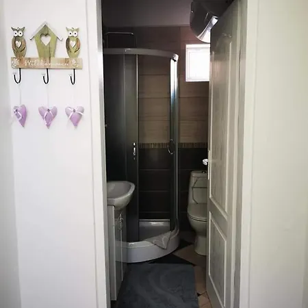 Apartment Luka 2 *